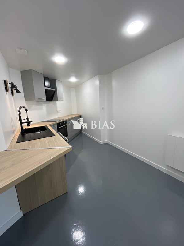 Maison - 85 m² - 4 pièces