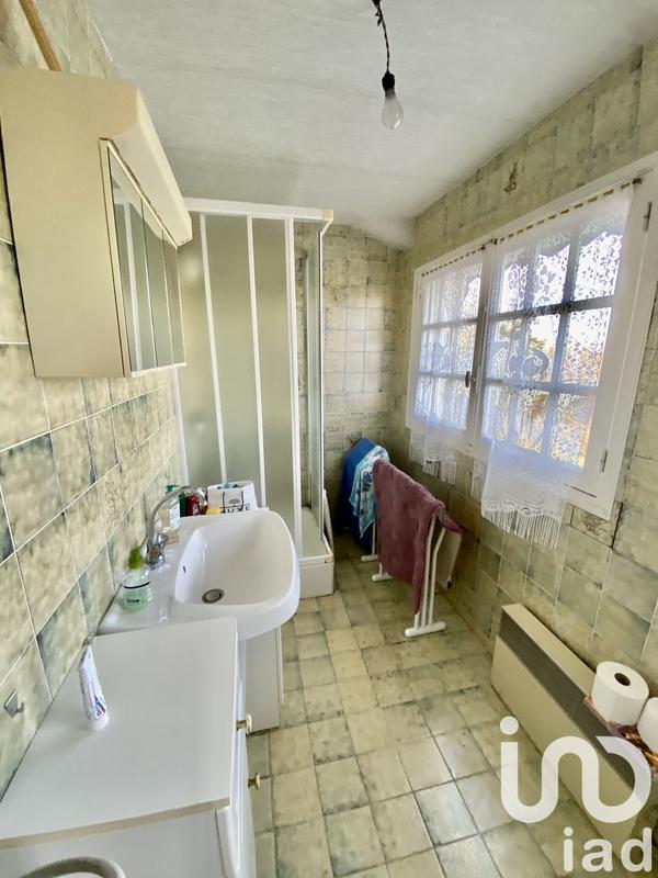 Maison - 230 m² - 10 pièces