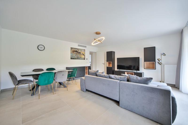 Appartement - 92 m² - 4 pièces