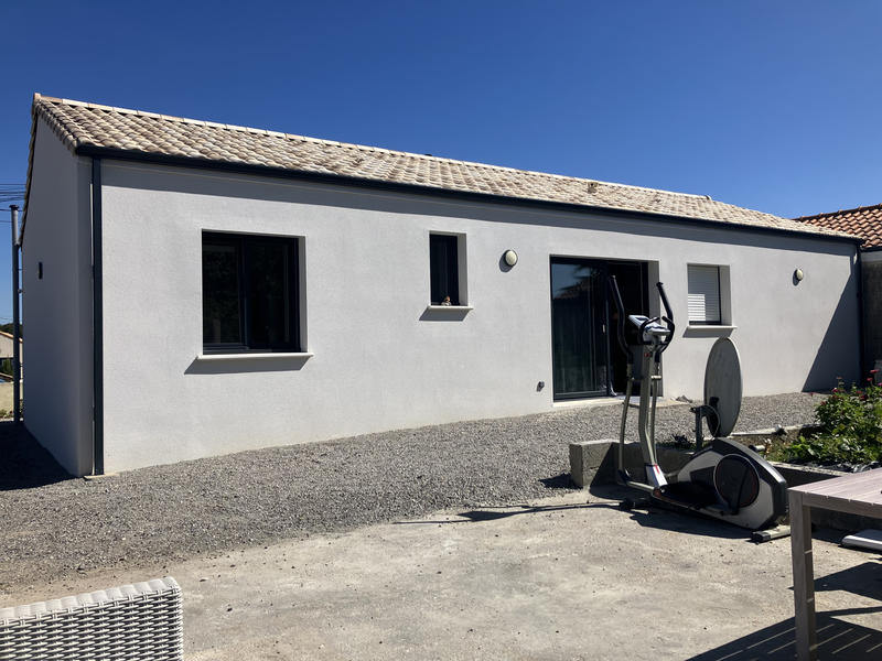 Maison - 85 m² - 4 pièces