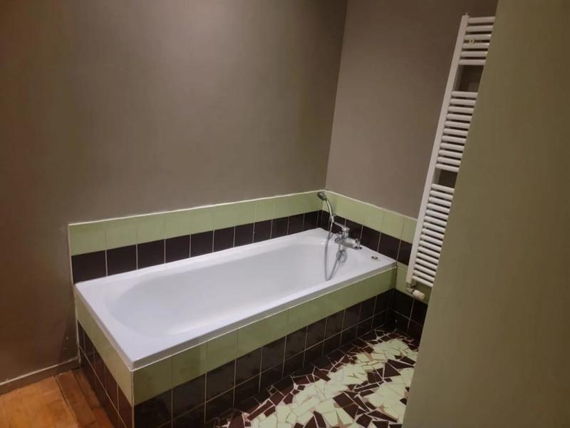 Appartement - 98 m² - 6 pièces