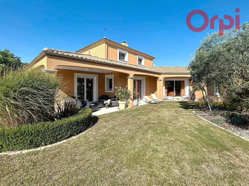 Villa - 181 m² - 5 pièces