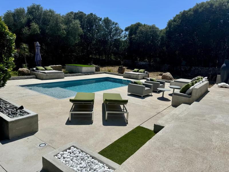 Villa - 169 m² - 4 pièces