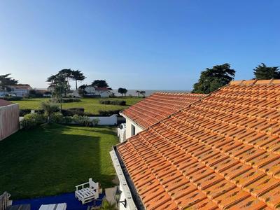 Maison - 255 m² - 8 pièces