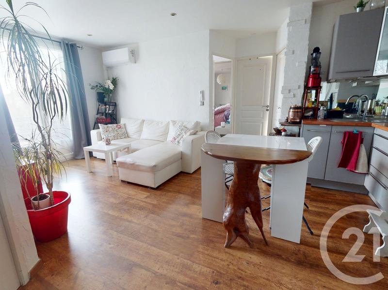 Appartement - 76 m² - 4 pièces