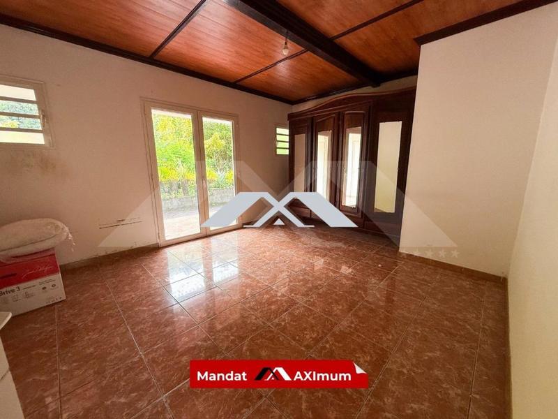 Maison - 400 m² - 10 pièces