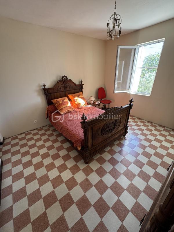 Demeure - 248 m² - 8 pièces