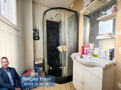 Maison - 84 m² - 5 pièces