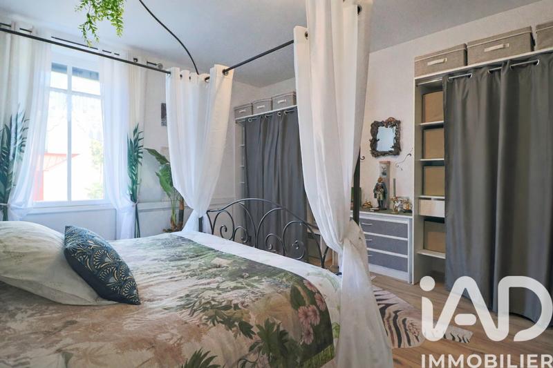 Maison de ville - 217 m² - 8 pièces