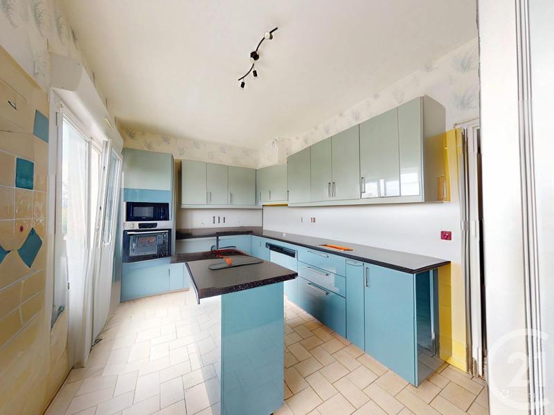 Maison - 166 m² - 7 pièces