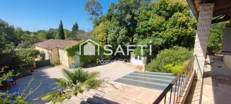 Maison - 221 m² - 9 pièces