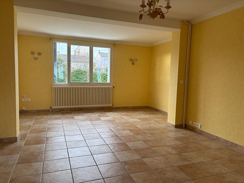 Maison - 98 m² - 4 pièces
