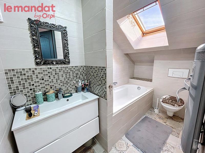 Appartement - 83 m² - 3 pièces