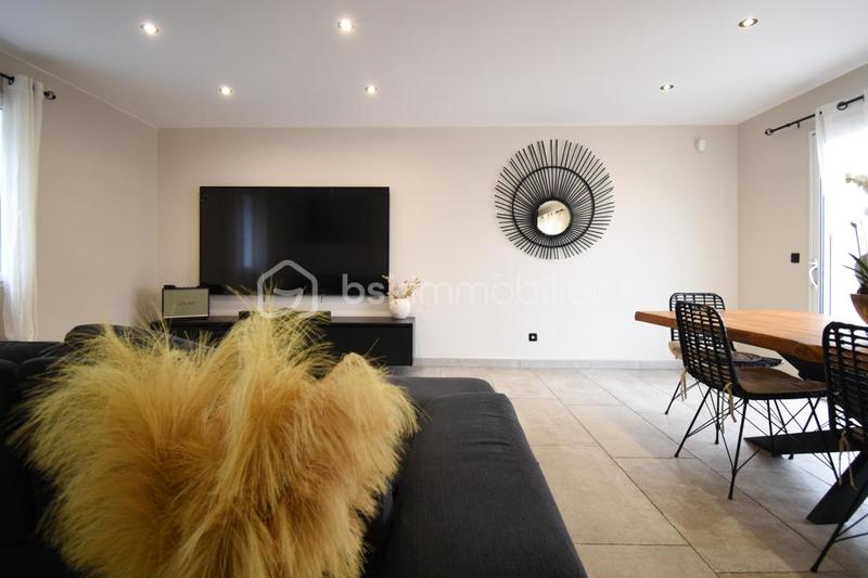 Maison - 101 m² - 4 pièces