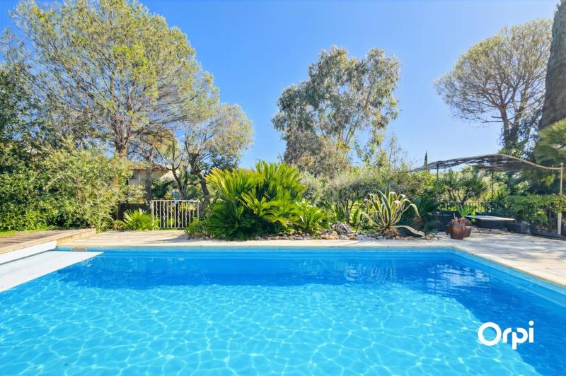 Villa - 155 m² - 5 pièces