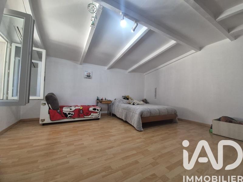 Maison - 200 m² - 7 pièces