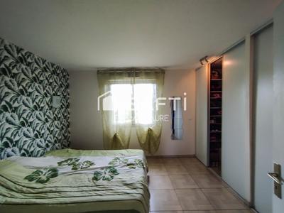 Maison - 102 m² - 4 pièces