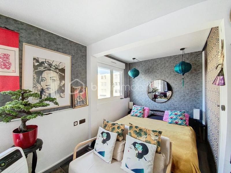 Studio - 25 m² - 1 pièce