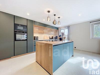 Duplex - 93 m² - 5 pièces