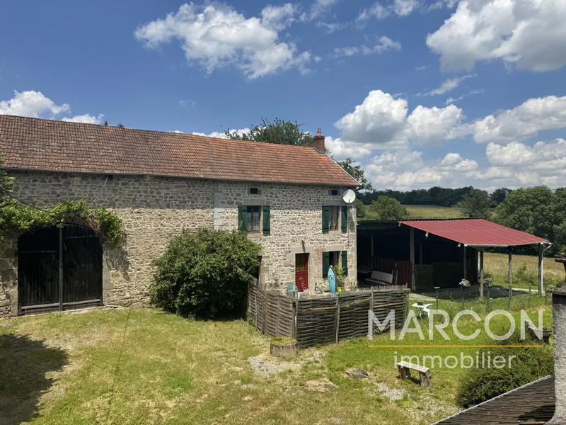 Propriété - 239 m² - 9 pièces