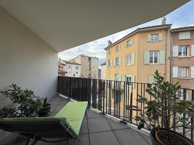 Appartement - 96 m² - 4 pièces