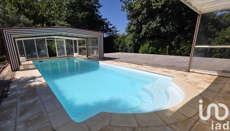 Maison - 283 m² - 9 pièces