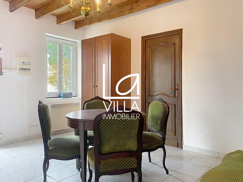 Maison - 210 m² - 7 pièces