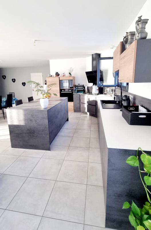 Maison - 136 m² - 5 pièces