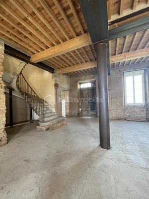 Demeure - 470 m² - 7 pièces