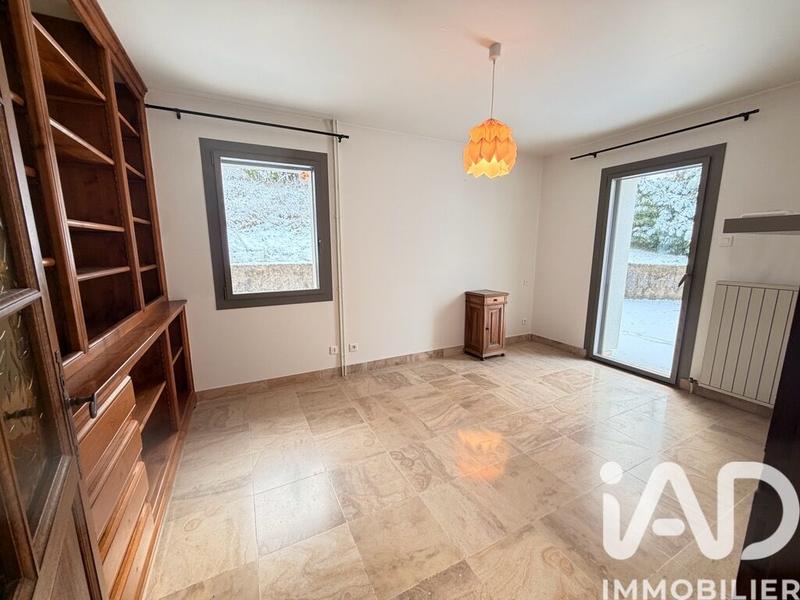 Maison - 171 m² - 7 pièces