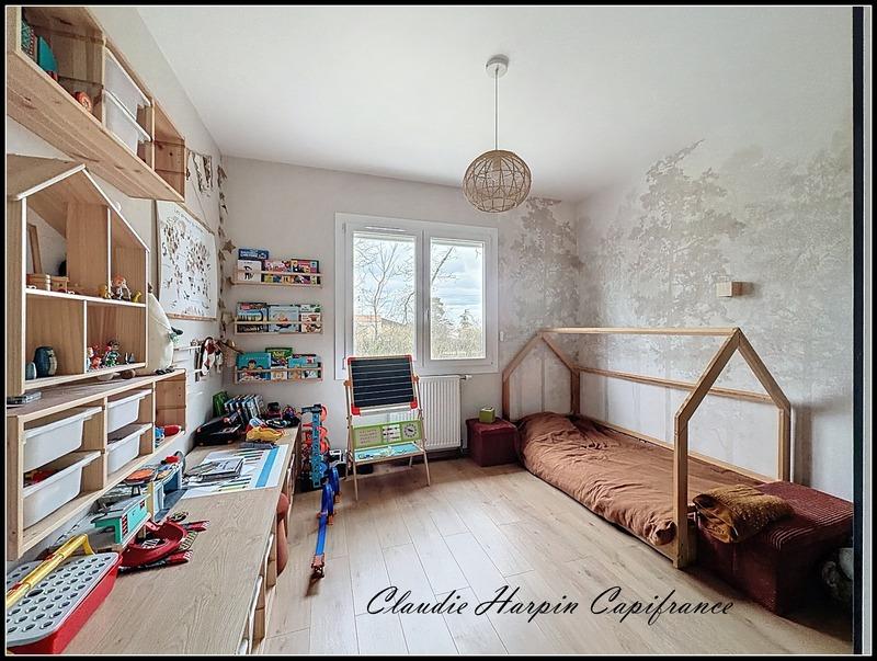 Maison - 180 m² - 6 pièces