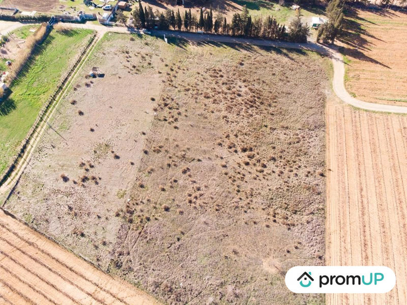 Terrain agricole - 3 200 m²