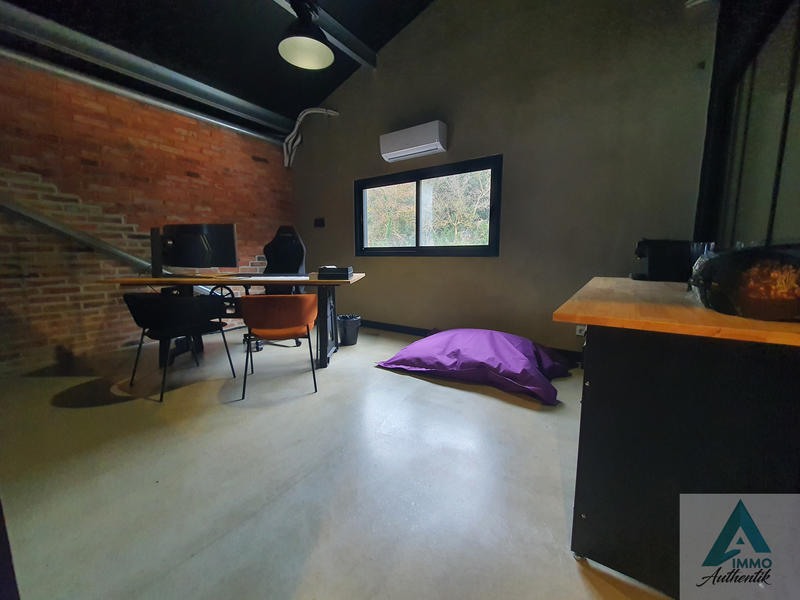 Local commercial - 400 m² - 6 pièces