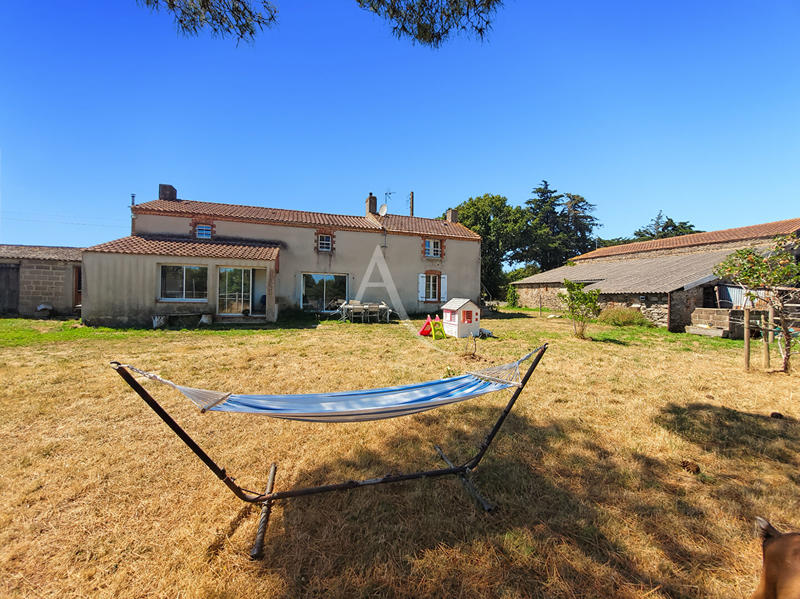 Maison - 163 m² - 5 pièces