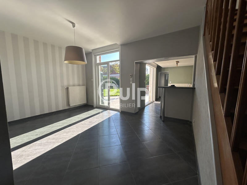 Maison - 121 m² - 5 pièces