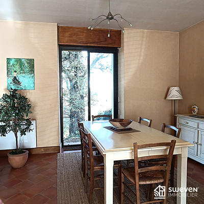 Maison ancienne - 223 m² - 7 pièces