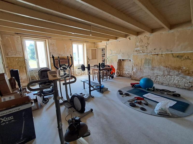 Demeure - 300 m² - 12 pièces