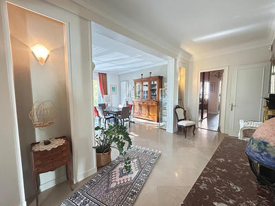 Appartement - 149 m² - 6 pièces