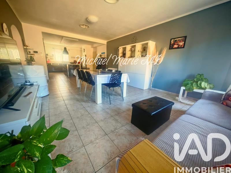 Maison - 180 m² - 7 pièces