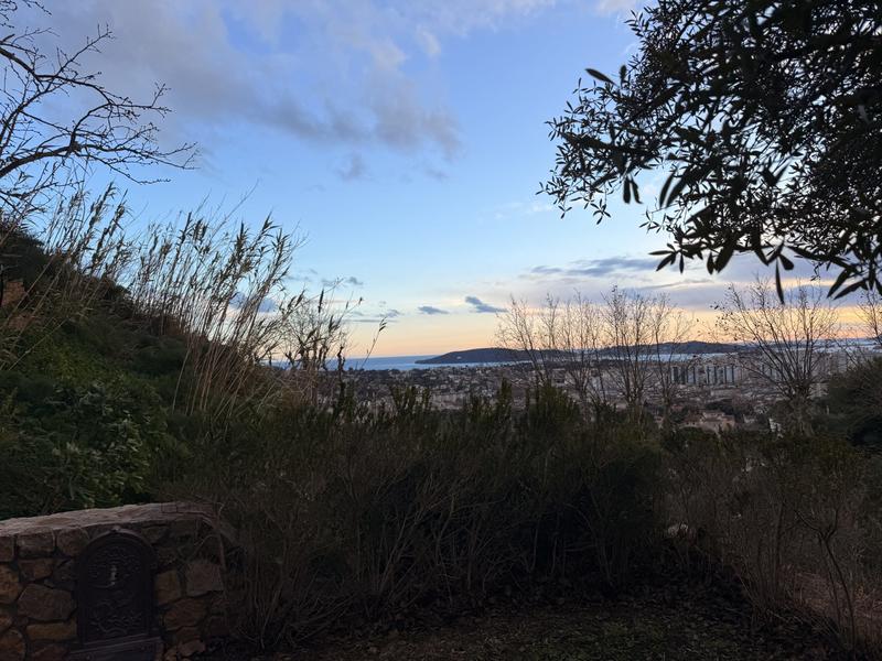 Villa - 300 m² - 9 pièces