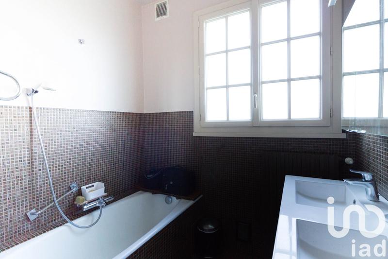 Maison - 113 m² - 6 pièces