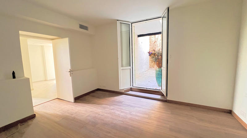 Appartement - 122 m² - 3 pièces