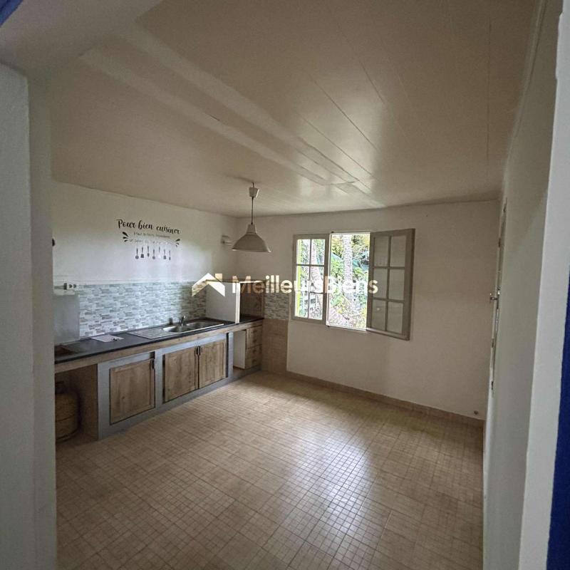 Propriété - 163 m² - 7 pièces