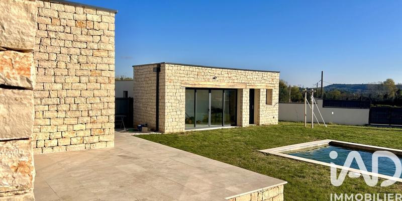 Maison - 145 m² - 5 pièces