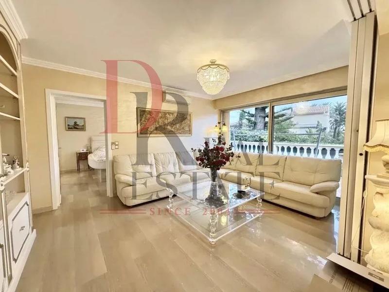 Appartement - 158 m² - 5 pièces