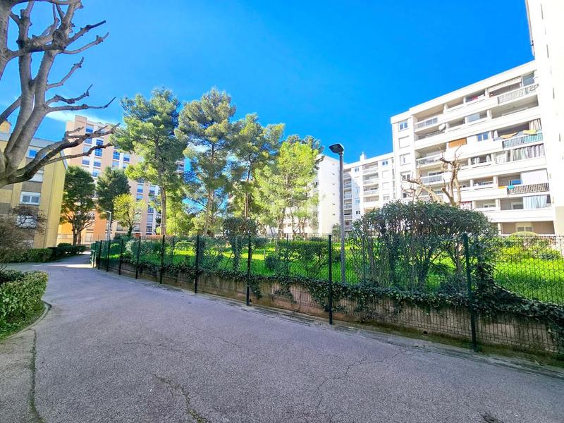 Appartement - 79 m² - 3 pièces