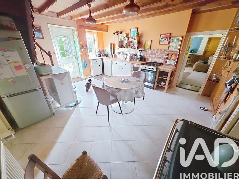 Maison - 229 m² - 9 pièces