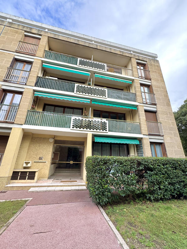 Appartement - 49 m² - 2 pièces