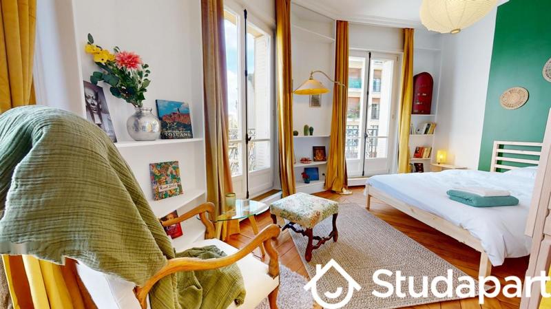 Chambre - 10 m² - 1 pièce