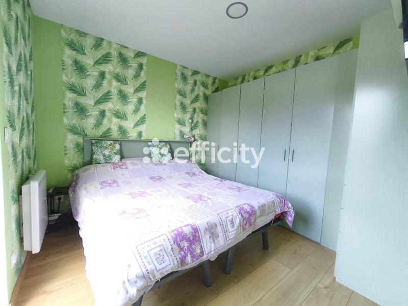 Maison - 176 m² - 9 pièces